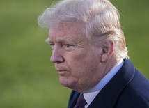 Trump: zezwoliłem wojsku na użycie "śmiercionośnej siły" na granicy z Meksykiem