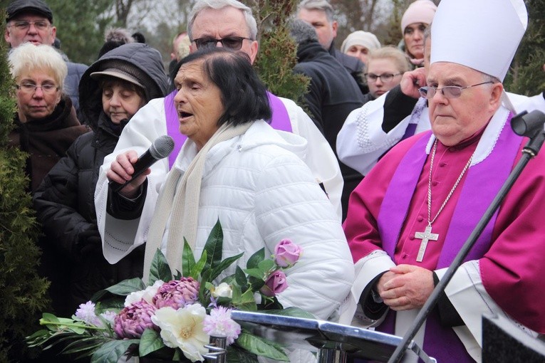 Uroczystości pogrzebowe ks. kan. Leonarda Zycha, cz.2