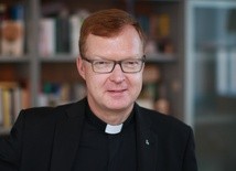 Watykan wzywa przewodniczących episkopatów do spotkania z ofiarami nadużyć