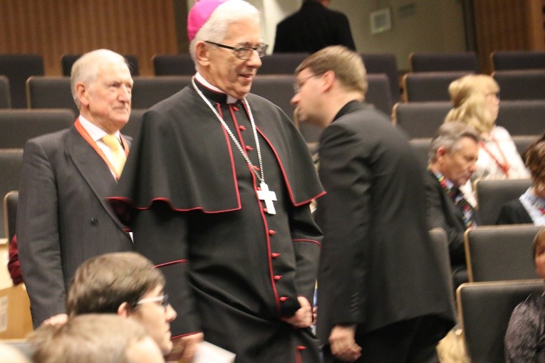 Szczyt klimatyczny młodych