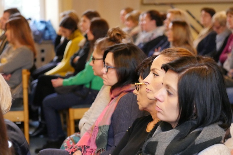 Konferencja "Kobieta, żona, matka"