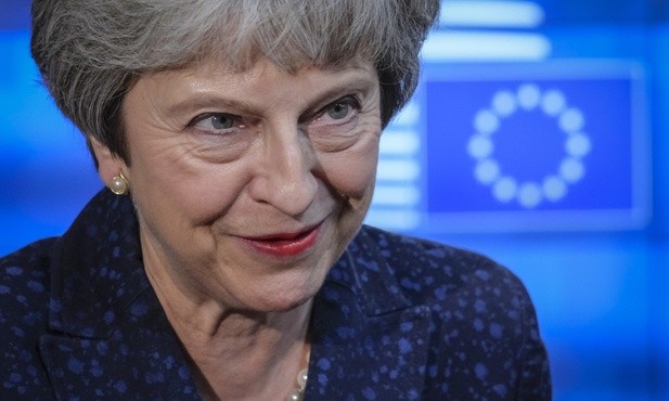 Apel premier May do Brytyjczyków o poparcie Brexitu
