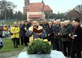 Pomnik ofiar I i II wojny światowej w Łężcach