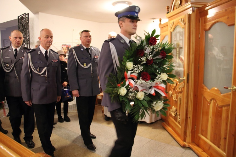 Zaduszki policyjne w Gdańsku Złotej Karczmie