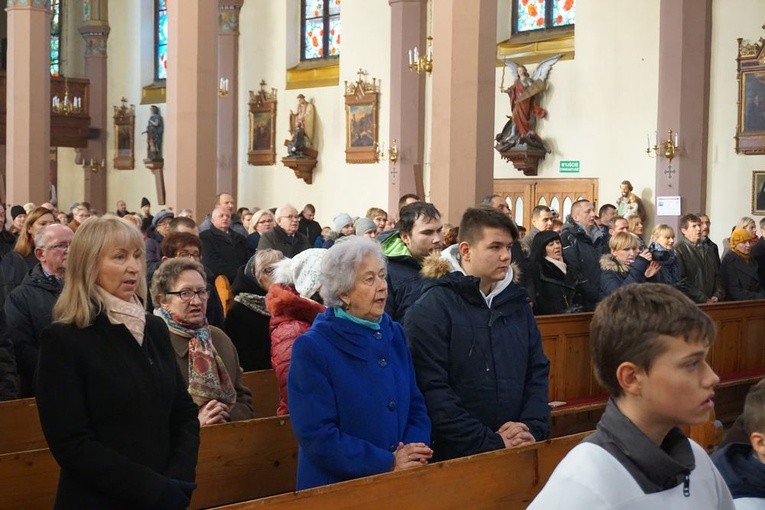 Msz św. odpustowa w parafii św. Katarzyny Aleksandryjskiej w Nowej Rudzie-Słupcu.