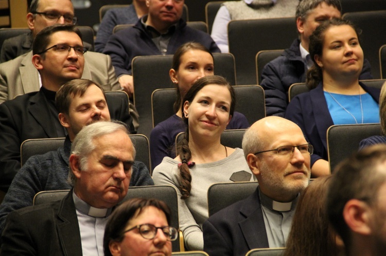 Premiera książki ks. Szymika w Katowicach