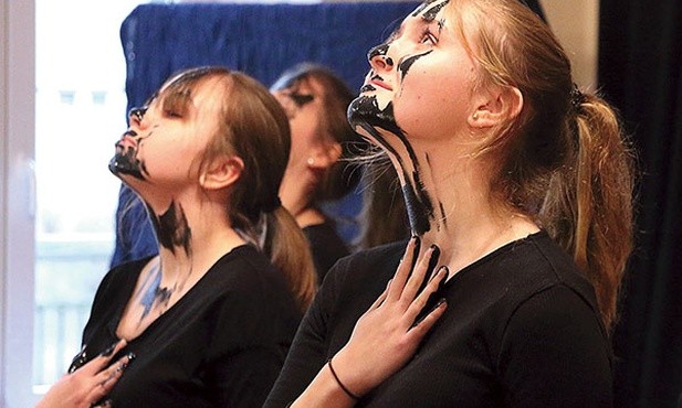 Historie opowiadają ciałem