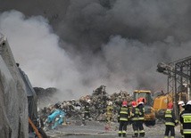 Wielki pożar śmieci w Żorach