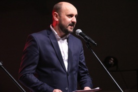 Adam Woronowicz w czasie jednej z prelekcji o rodzinie.