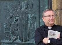 Ks. prof. Jerzy Myszor zajmuje się m.in. historią Kościoła na Górnym Śląsku w XIX i XX wieku.