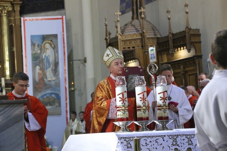 100-lecie kościoła w Porąbce Uszewskiej