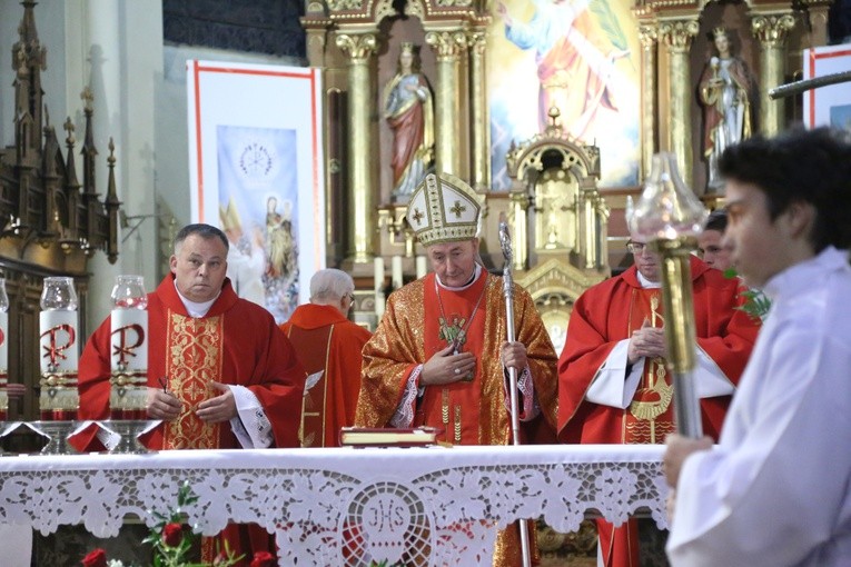 100-lecie kościoła w Porąbce Uszewskiej