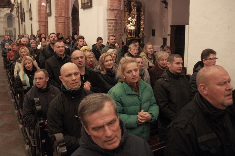 Eucharystia z okazji jubileuszu 40-lecia Odnowy w Duchu Świętym