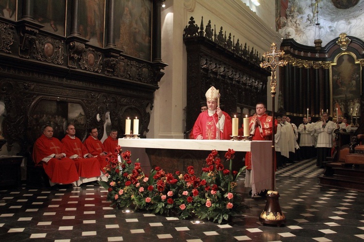 Eucharystia z okazji jubileuszu 40-lecia Odnowy w Duchu Świętym