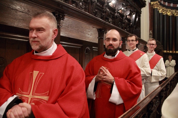 Eucharystia z okazji jubileuszu 40-lecia Odnowy w Duchu Świętym