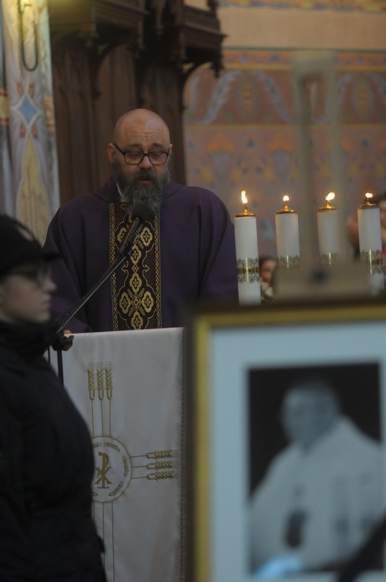 Pogrzeb ks. Adama Łacha - część II