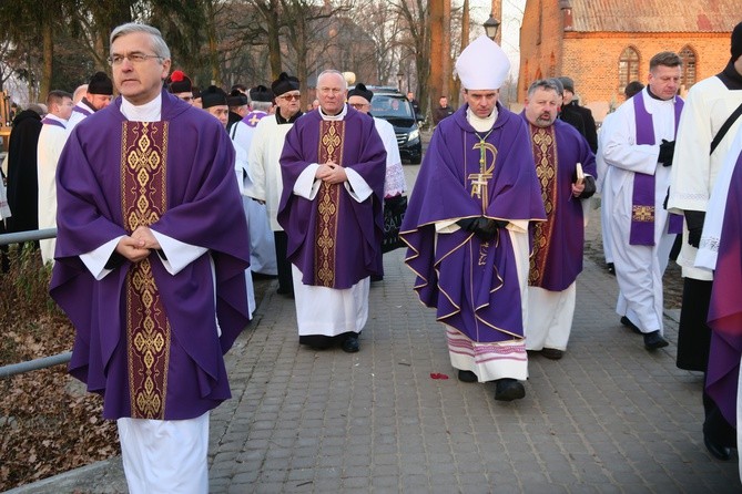 Pogrzeb ks. Adama Łacha - część II