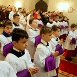 Przyjęcie ministrantów i błogosławieństwo lektorów w Bobowej