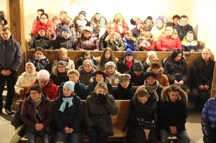 Przyjęcie ministrantów i błogosławieństwo lektorów w Bobowej