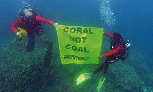 Działalność Greenpeace’u sprawiła, że także osoby wrażliwe na ochronę środowiska są nieufne wobec ruchów ekologicznych.