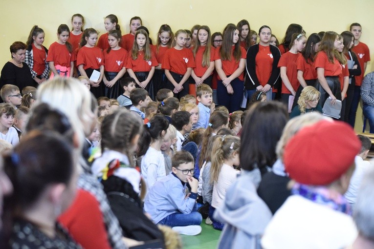 Patriotyczna gala w Tymowej