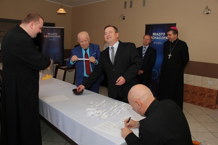 Losowanie grup turniejów finałowych mistrzostw diecezji
