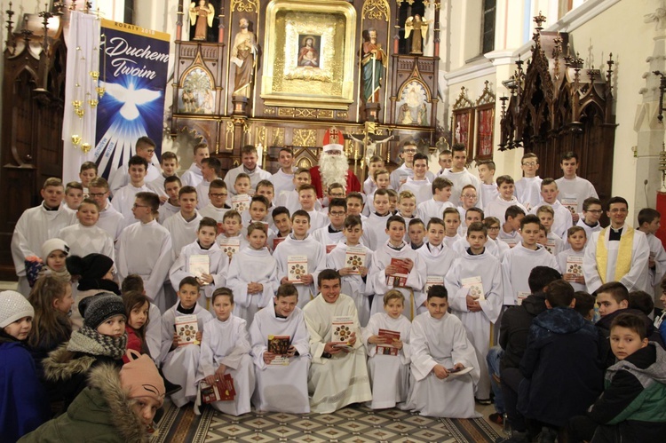 Nowi lektorzy i św. Mikołaj w Ciężkowicach