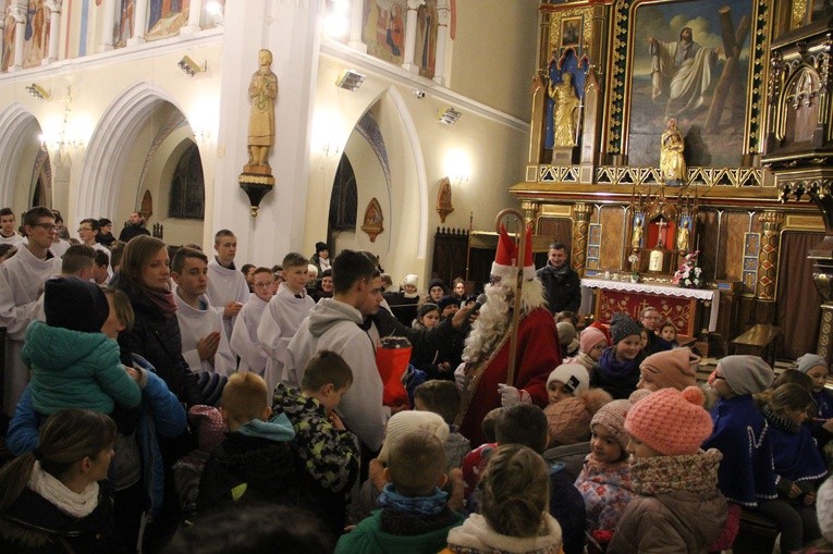 Nowi lektorzy i św. Mikołaj w Ciężkowicach