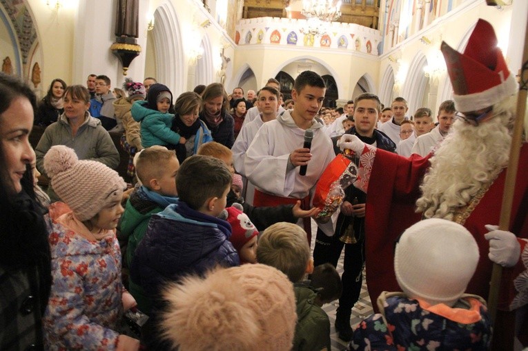 Nowi lektorzy i św. Mikołaj w Ciężkowicach