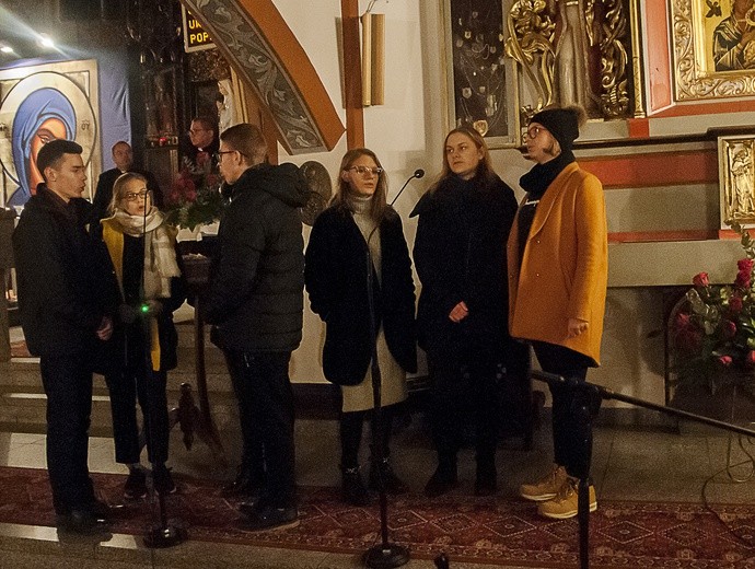 Adwentowe czuwania młodych - Szczecinek cz. 1
