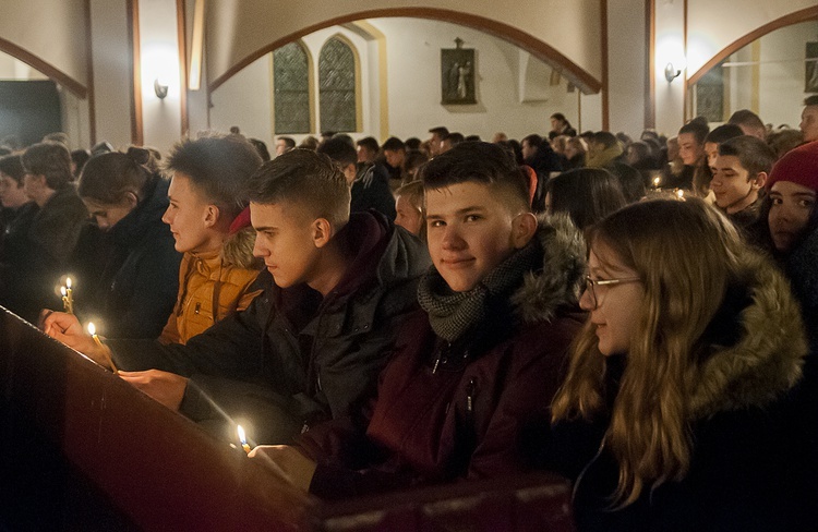 Adwentowe czuwania młodych - Szczecinek, cz. 3