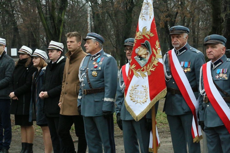 Odsłonięcie pomnika ks. Idziego Radziszewskiego