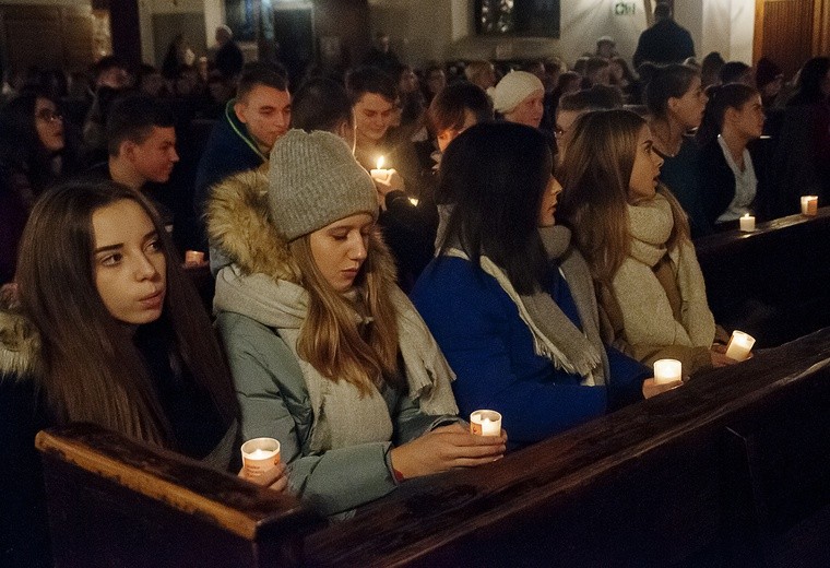 Adwentowe czuwania młodych - Złocieniec cz. 1