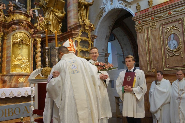 Święcenia diakonatu, kandydatura i akolitat w Paradyżu - cz. II