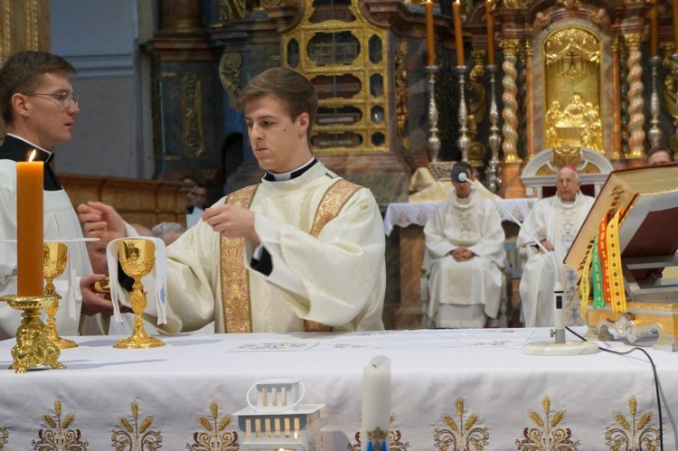 Święcenia diakonatu, kandydatura i akolitat w Paradyżu - cz. II