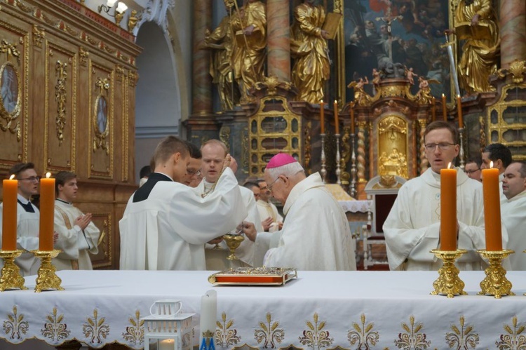 Święcenia diakonatu, kandydatura i akolitat w Paradyżu - cz. II