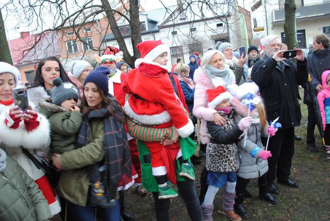 Parada Mikołajów w Rudniku nad Sanem