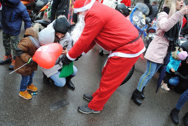 Parada Mikołajów w Rudniku nad Sanem