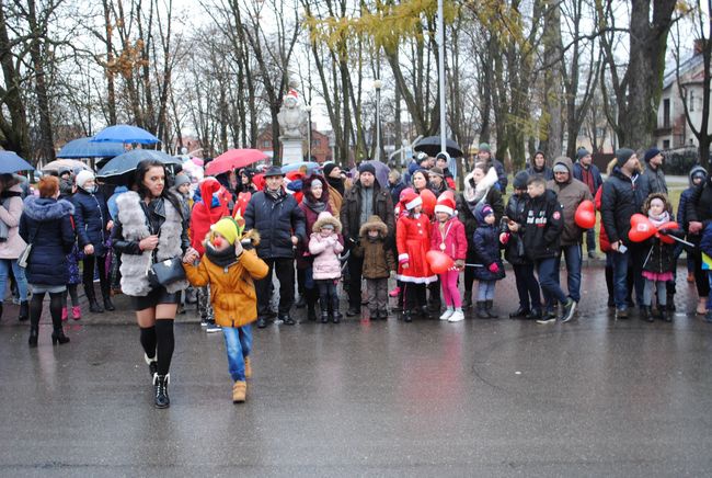 Parada Mikołajów w Rudniku nad Sanem