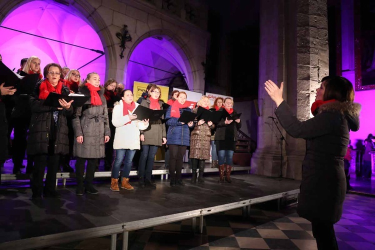 Koncert galowy IX Krakowskiego Festiwalu Pieśni Adwentowych i Bożonarodzeniowych