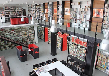 Stacja Kultura – główna siedziba Miejskiej Biblioteki Publicznej w Rumi – mieści się… na dworcu kolejowym.