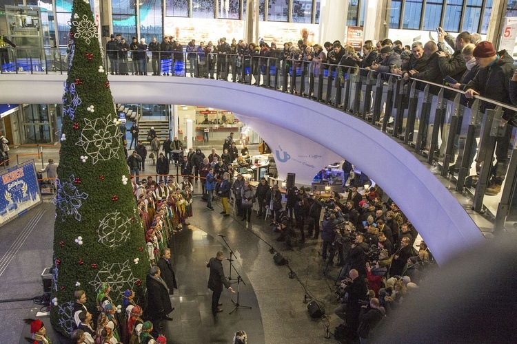 Tur, diabeł i anioł na Centralnym