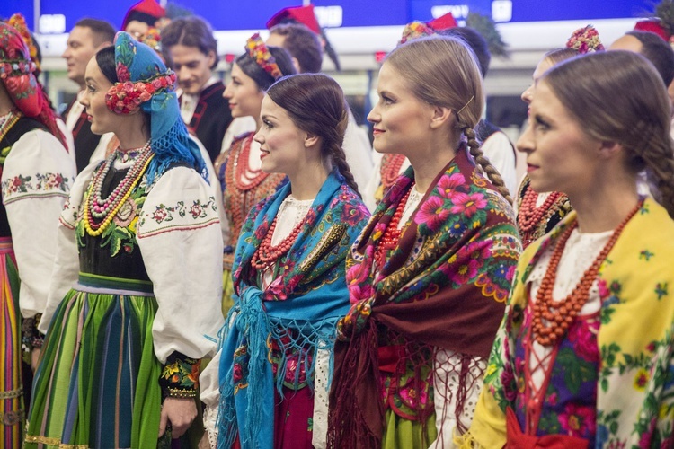 Tur, diabeł i anioł na Centralnym