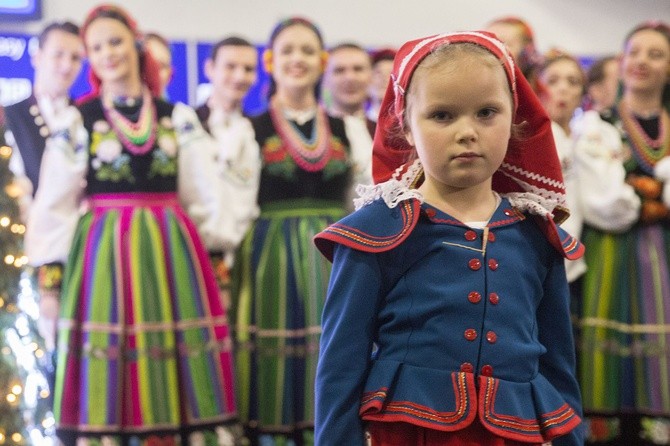 Tur, diabeł i anioł na Centralnym