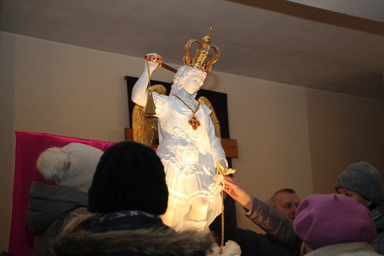 Powitanie figury św. Michała Archanioła w Kutnie