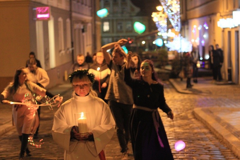 Pierwszy pochód św. Łucji w Opolu