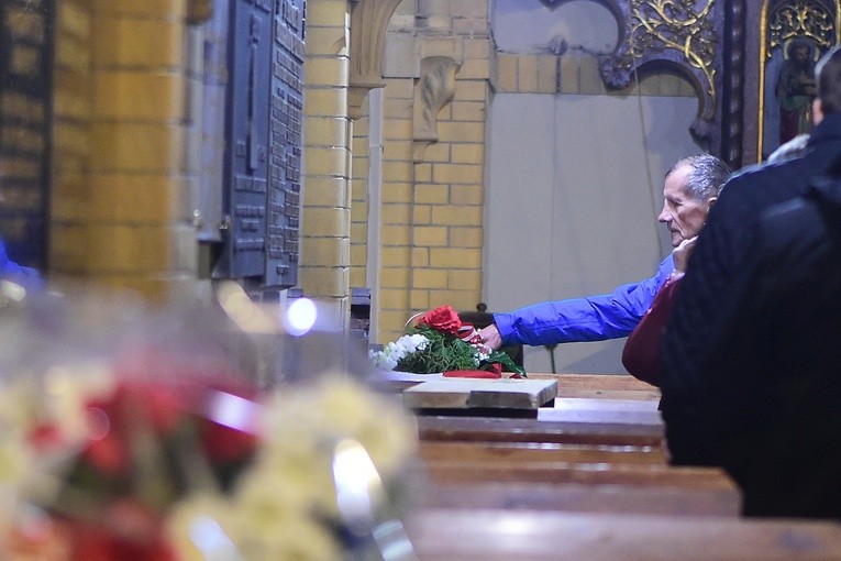 Msza św. z okazji 37. rocznicy wprowadzenia stanu wojennego