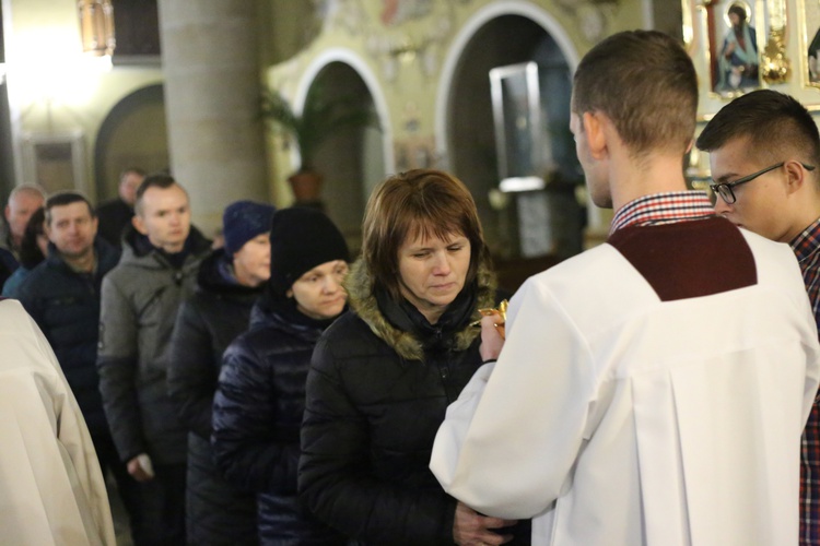 Czuwanie młodzieży w Ołpinach