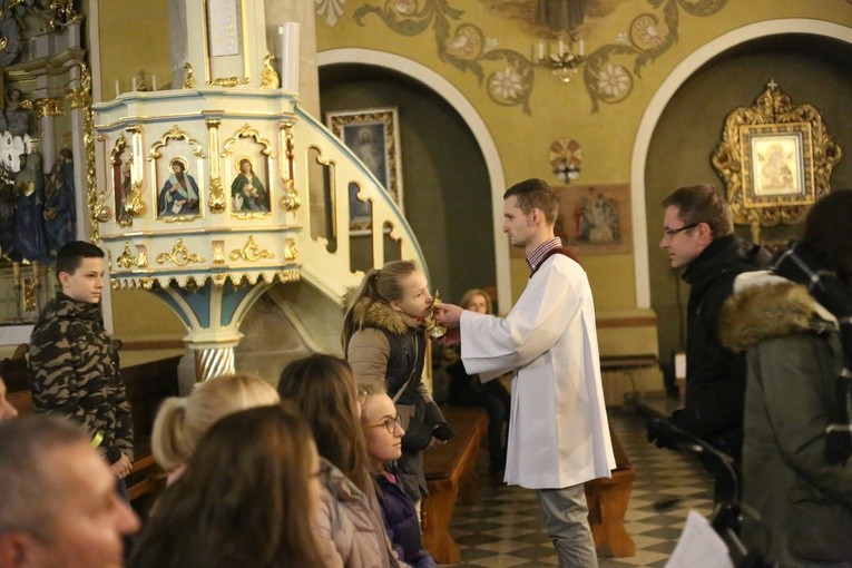 Czuwanie młodzieży w Ołpinach