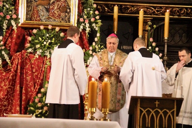 Zakończenie obchodów 50-lecia koronacji obrazu Matki Bożej Częstochowskiej